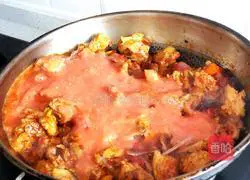 Illustration of 8-hour tomato braised beef brisket 10