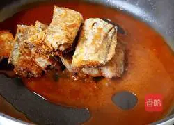 Illustration of how to make hairtail fish with tomato sauce 11