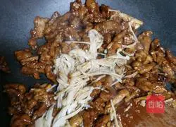 Illustration of home-cooked shredded pork with Beijing sauce 4