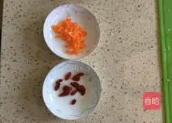 Illustration of how to make glutinous rice meatballs 5