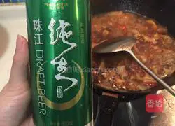  Illustration of how to make beer-roasted pork ribs 6