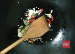 Illustration of how to make diced tender bamboo shoots and pork belly 7