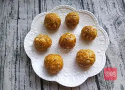 Illustration of how to make pumpkin fish balls 9