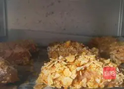 Illustration of how to make potato chips and chicken wings 9