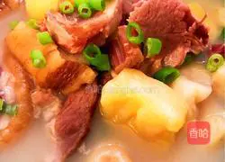 Illustration of how to make braised pig trotters with potatoes and fruits 6