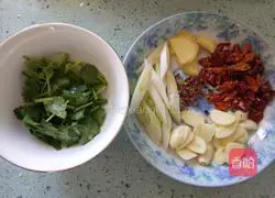 Illustration of how to make spicy and sour fish cubes 2