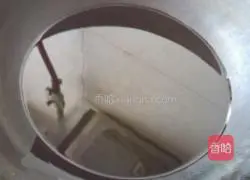 Illustration of how to make dry spicy chicken 6