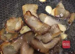 Illustration of how to stir-fry bell peppers with soy sauce 5