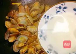 Illustration of how to make stir-fried clams 7