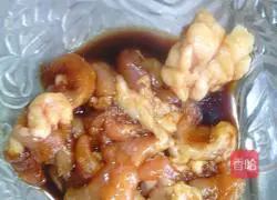 Illustration of how to make fried pork with green pepper 1