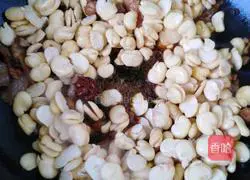 Illustration of how to make fried soybeans with meat 3