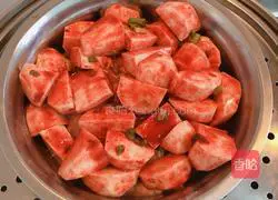 Illustration of how to make rose bean curd and taro chicken 11