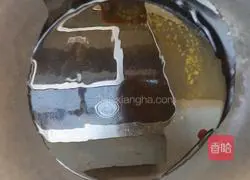 Illustration of how to make fried solid eggs 12