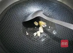 Illustration of how to stir-fry baby squid 5