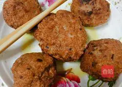 Illustration of braised lion head 12