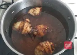 Illustration of how to make taro meatballs 1