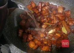 Illustration of how to make braised pork 15