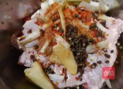 Illustration of how to make spicy grilled chicken wings 3