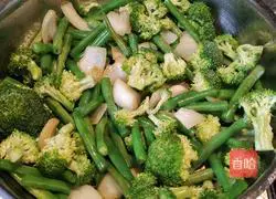 Illustration of three-juice stew pot 2