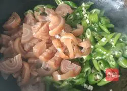 Illustration of how to make pork-skinned hot peppers 4