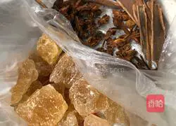 Illustration of braised prawns in oil 4