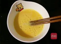 Illustration of how to make thick egg roast 4