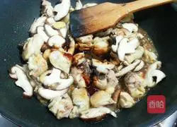 Illustration of how to make fried chicken with mushrooms 5