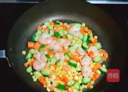 Illustration of how to make Caidian shrimp 4