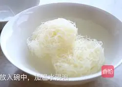 Canadian Arctic shrimp fried rice noodles illustration 3