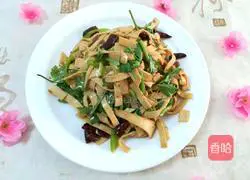 Illustration of how to make spicy fried tofu skin 7