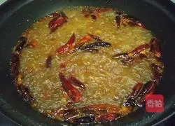 Illustration of how to make boiled beef 10