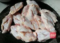 Honey Grilled Chicken Wings Recipe Illustration 2