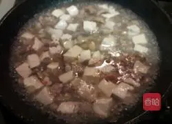 Illustration of how to make salted fish and tofu pot 6