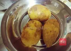 Illustration of how to hook a rabbit with pig tail 4