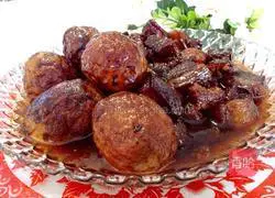 Illustration of how to cook pork with tiger skin eggs 25