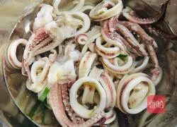 Illustration of how to make spicy fried squid 6