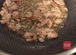 Illustration of how to make cucumber and fried meat 11