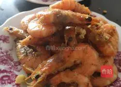 Illustration of how to make salt and pepper shrimp 6