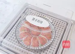 Illustration of ways to make flowers bloom and prosper 11