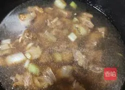 Illustration of how to make beef brisket stewed with tomatoes 6