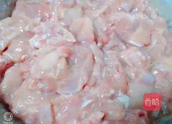 Illustration of how to make rattan pepper rabbit 4