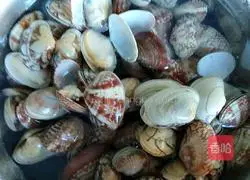 Illustration of how to stir-fry spicy huahaha 5