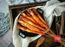 Illustration of how to make the irresistibly delicious cumin grilled shrimp 8