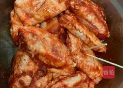 Oven Orleans Honey Chicken Wings Recipe Illustration 1