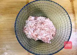 Illustration of how to make meatballs and mushrooms 2