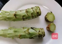 Illustration of how to make scrambled eggs with lettuce 1