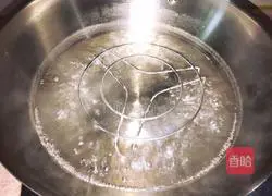 Illustration of how to make green-mouthed mussels with scallion oil 5