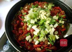 Illustration of how to make spicy crayfish 15