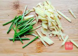 Illustration of home-cooked chicken wings 1