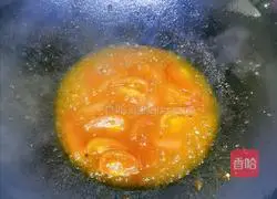 Illustration of how to make scrambled eggs with tomatoes 10
